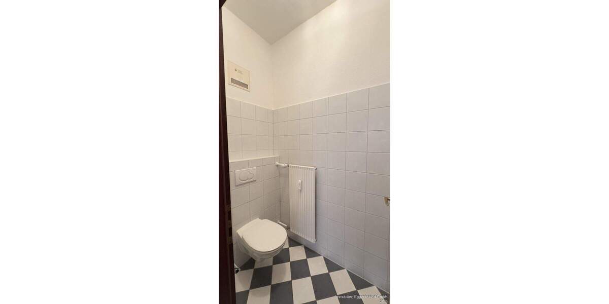 Gewerbeobjekt Eggenfelden - 3 Zimmer, 60 m&sup2;, 670&euro; | Angebot:26139197