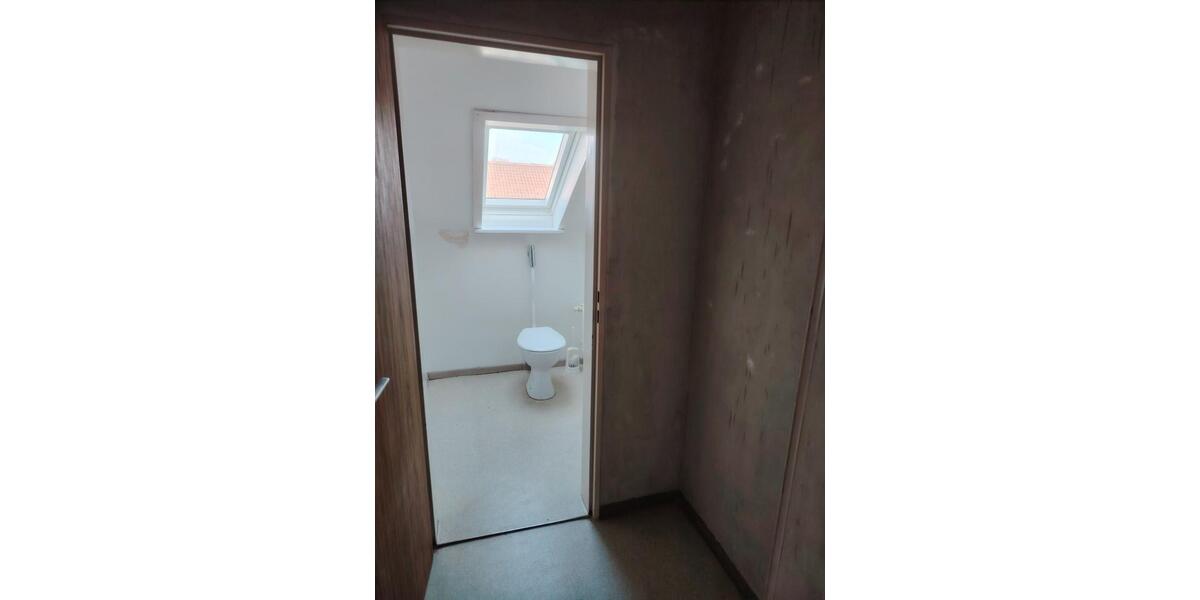 Dachgeschoßwohnung Senden - 3.5 Zimmer, 80 m&sup2;, 850&euro; | Angebot:24771841