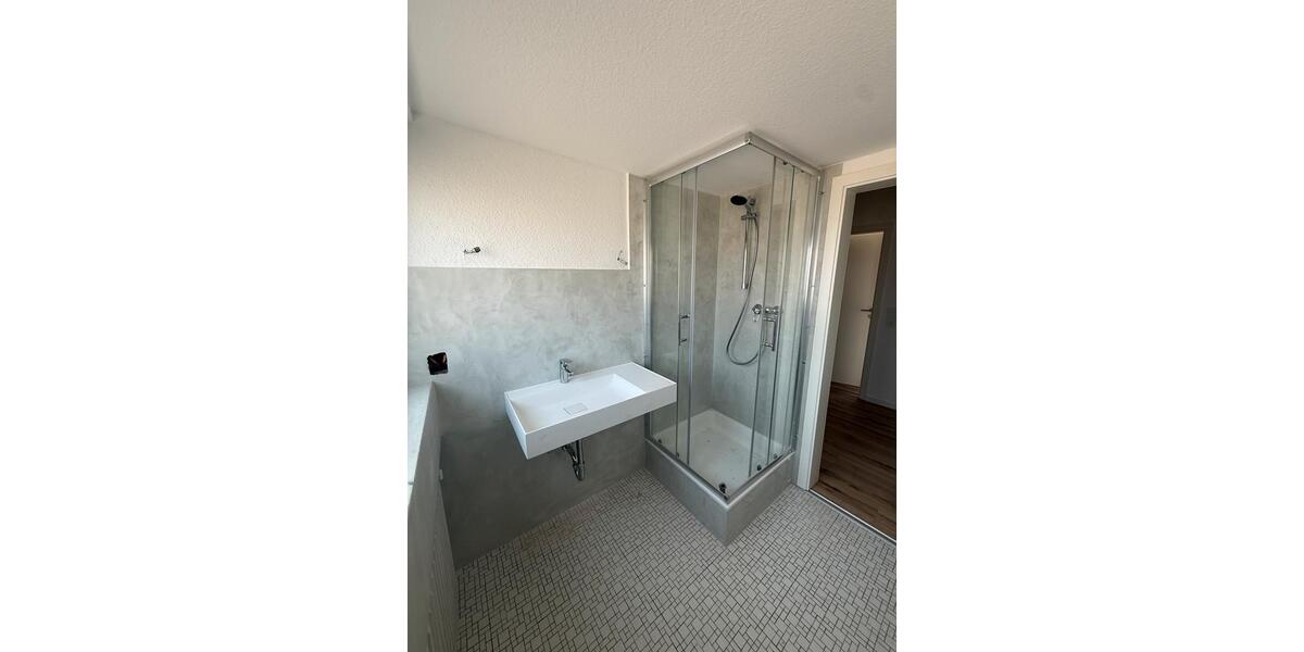 Dachgeschoßwohnung Bad Salzuflen Ehrsen-Breden - 3 Zimmer, 74 m&sup2;, 740&euro; | Angebot:25855881