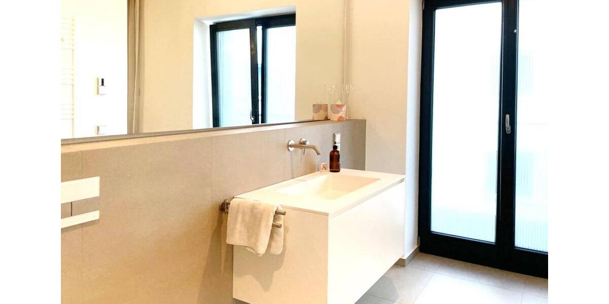Etagenwohnung Frankfurt am Main Innenstadt - 2 Zimmer, 78 m&sup2;, 1.900&euro; | Angebot:26214812