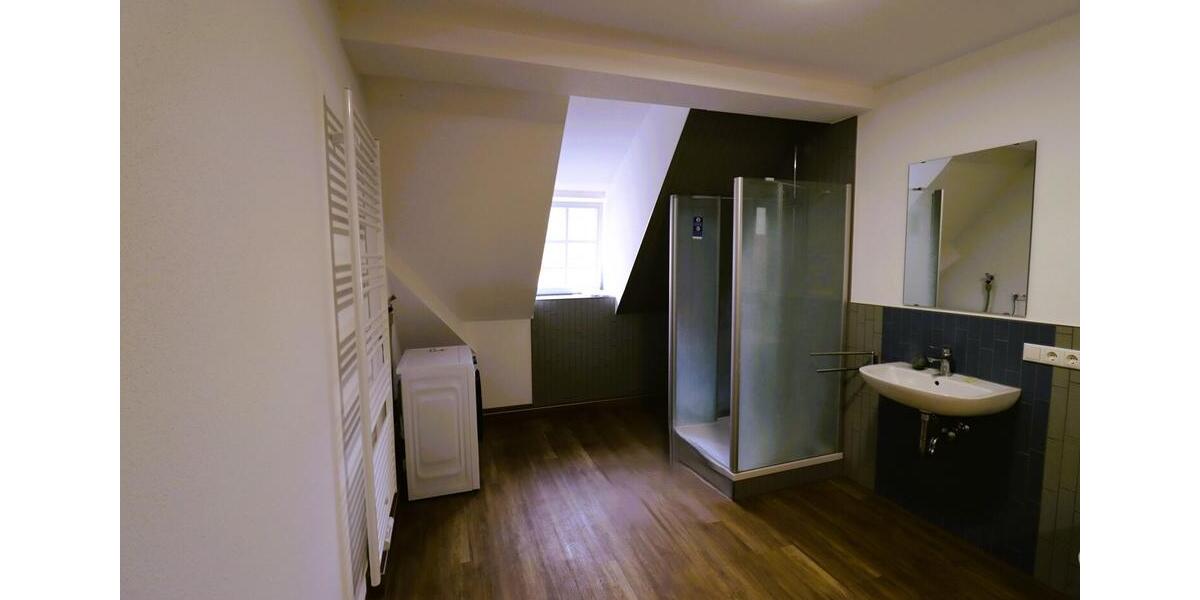 Etagenwohnung Gunzenhausen - 2 Zimmer, 77 m&sup2;, 1.150&euro; | Angebot:25655650