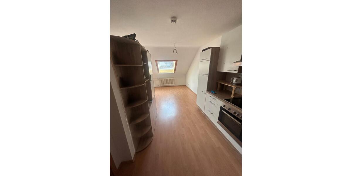 Dachgeschoßwohnung Barsinghausen - 1 Zimmer, 30 m&sup2;, 330&euro; | Angebot:26632962