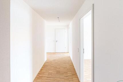 Wohnung Lahr (Schwarzwald) - 3 Zimmer, 92 m&sup2;, 1.040&euro; | Angebot:26645343