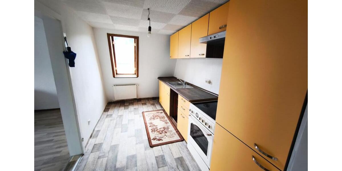 Etagenwohnung Mülsen - 3 Zimmer, 75 m&sup2;, 399&euro; | Angebot:24814201