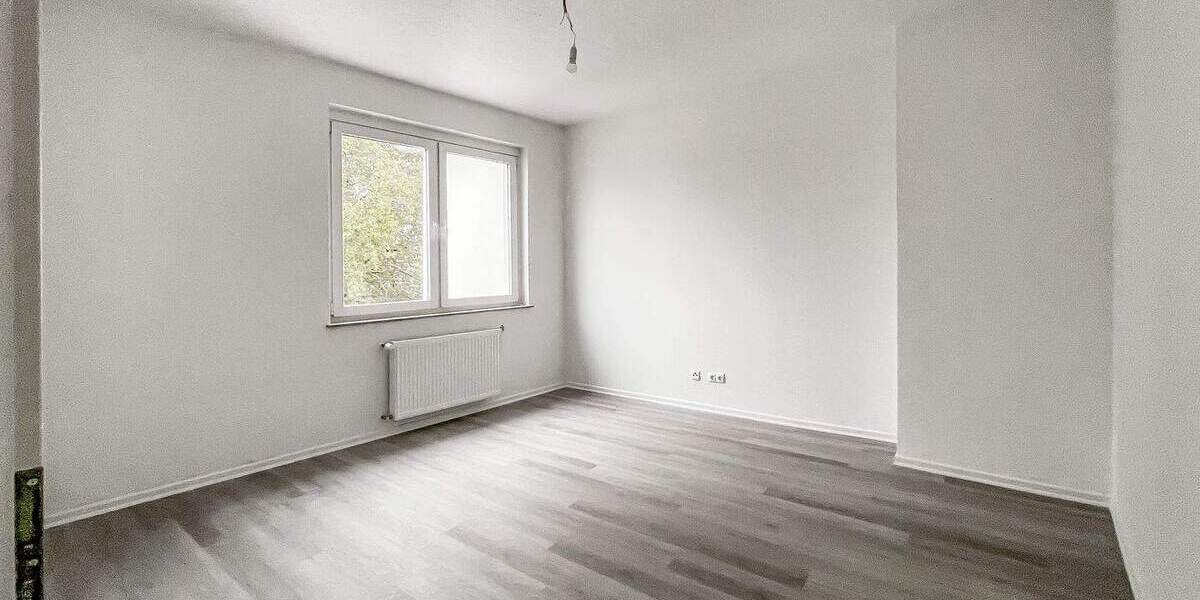 Etagenwohnung Bochum Innenstadt - 3 Zimmer, 63 m&sup2;, 650&euro; | Angebot:25089431