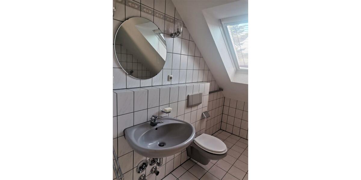 Dachgeschoßwohnung Miltenberg - 2 Zimmer, 50 m&sup2;, 530&euro; | Angebot:26682589
