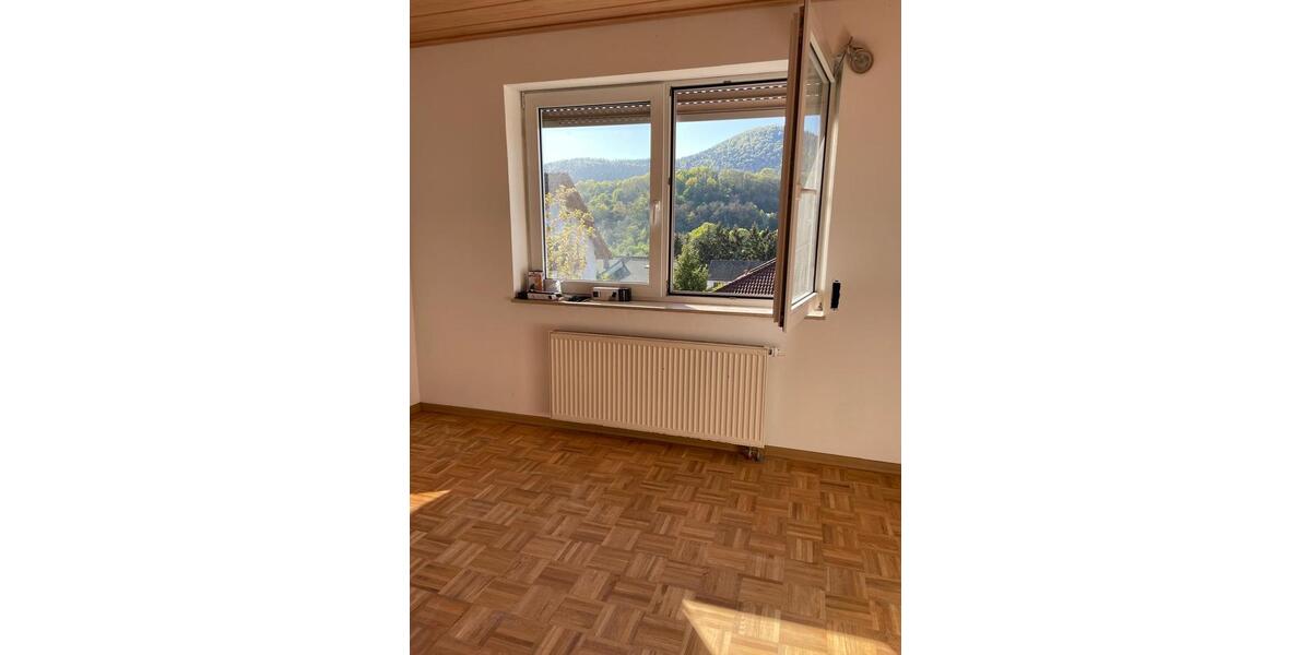 Maisonettenwohnung Annweiler am Trifels - 3 Zimmer, 102 m&sup2;, 1.050&euro; | Angebot:26425895