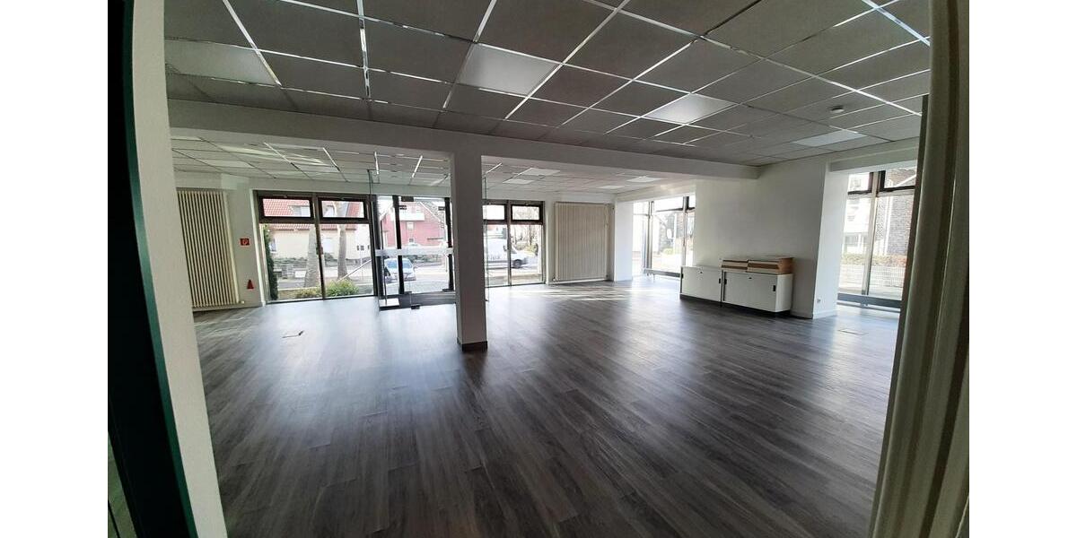 Gewerbeobjekt Versmold - 900&euro; | Angebot:25906685