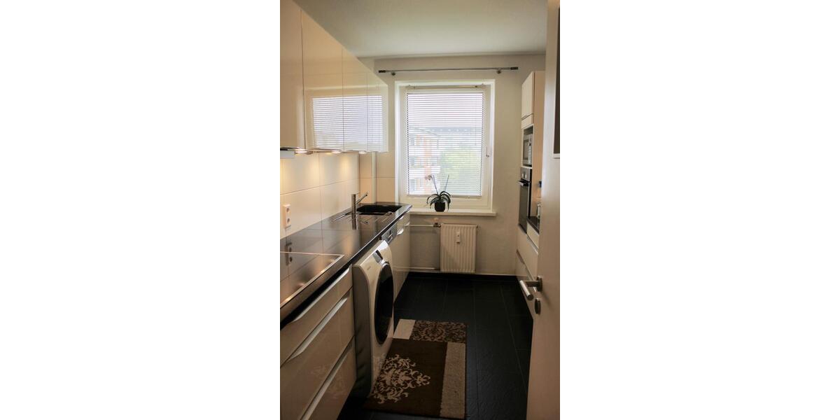 Etagenwohnung Kiel Wik - 4 Zimmer, 81 m&sup2;, 1.200&euro; | Angebot:24463422