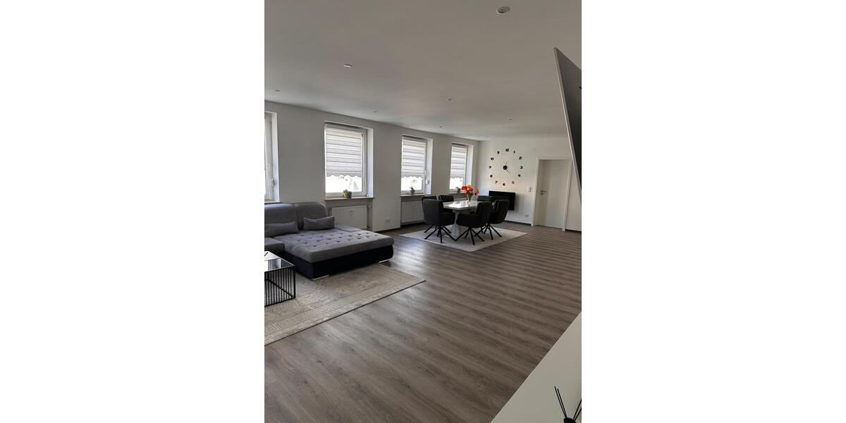 Etagenwohnung Neuötting - 3 Zimmer, 110 m&sup2;, 900&euro; | Angebot:26211434