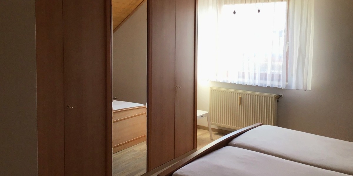 Dachgeschosswohnung in ruhiger Wohnlage - Dachgeschoßwohnung Ebensfeld | Angebot:26557987