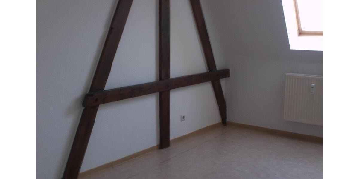 Dachgeschoßwohnung Burg - 2 Zimmer, 64 m&sup2;, 384&euro; | Angebot:23846294