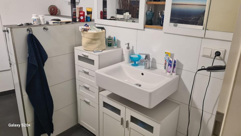 3 Zimmer-Wohnung mit 35 m² Balkon inkl. Einbauküche & Parkplatz 3 zimmer