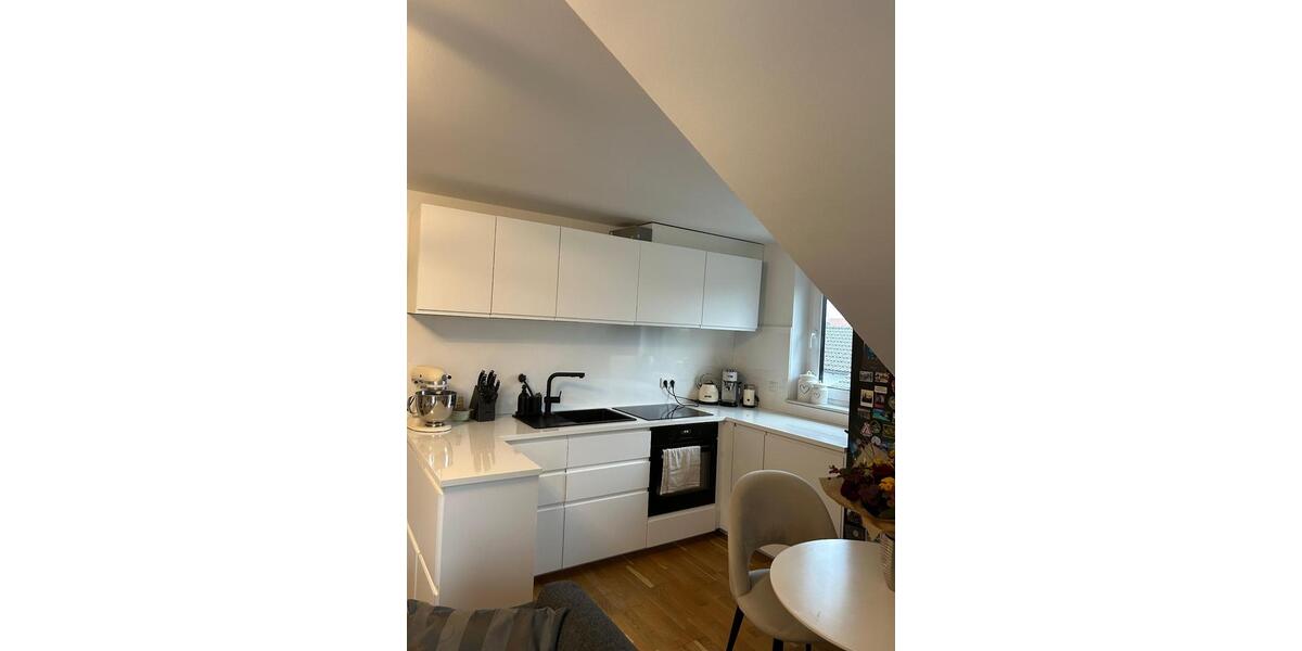 Dachgeschoßwohnung Dreieich - 3 Zimmer, 73 m&sup2;, 1.400&euro; | Angebot:24422094