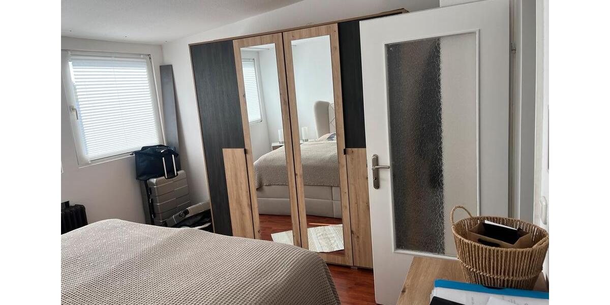 Dachgeschoßwohnung Brühl - 2 Zimmer, 55 m&sup2;, 700&euro; | Angebot:25793384