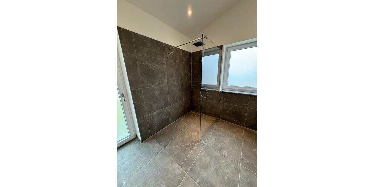 Dachgeschoßwohnung Isny im Allgäu - 4 Zimmer, 183 m&sup2;, 2.000&euro; | Angebot:26588275