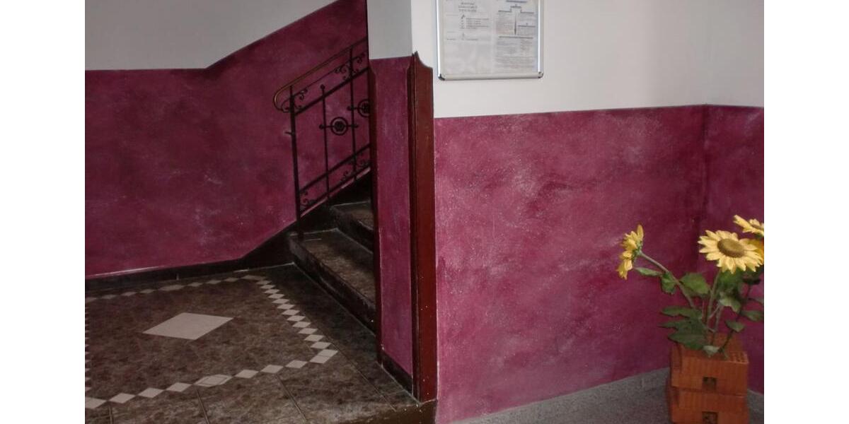 Dachgeschoßwohnung Strehla - 2 Zimmer, 50 m&sup2;, 300&euro; | Angebot:26553832