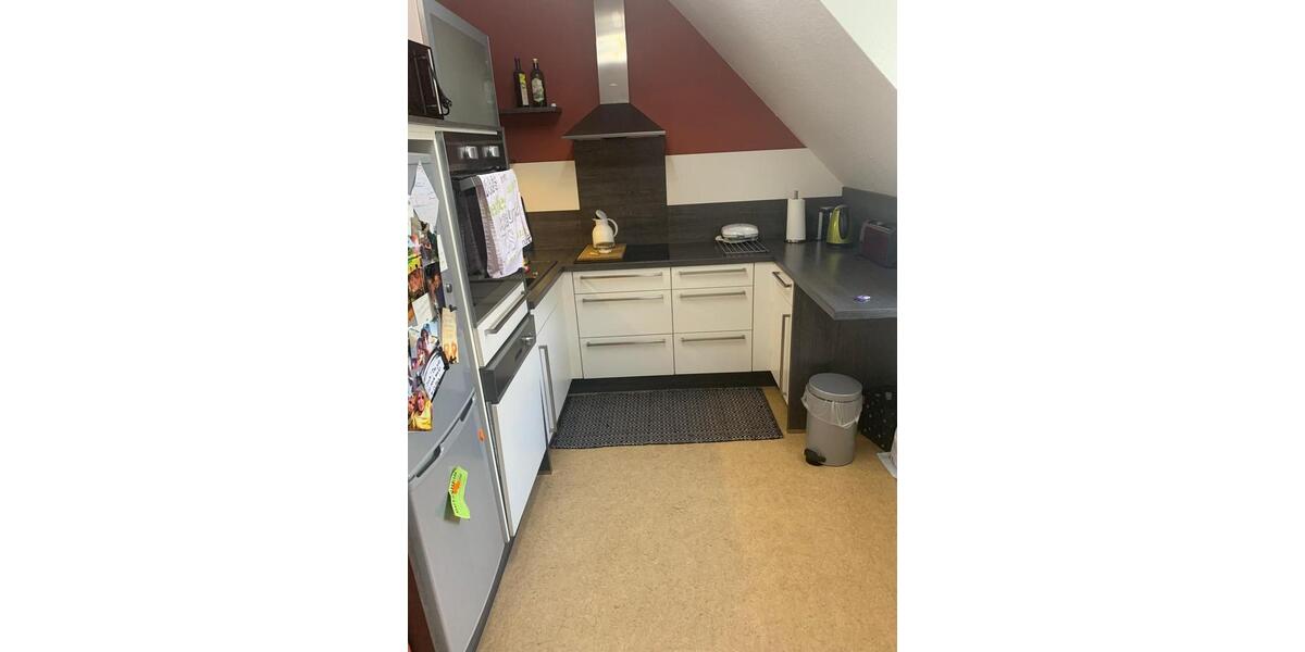 Dachgeschoßwohnung Hollfeld - 3 Zimmer, 80 m&sup2;, 520&euro; | Angebot:25648901