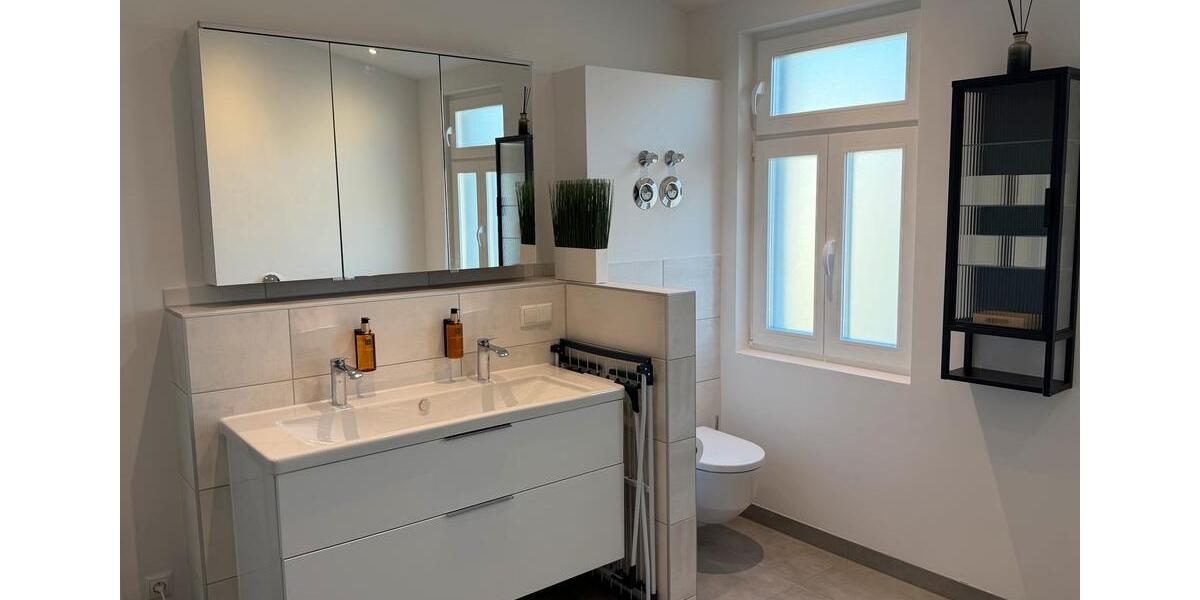 Einfamilienhaus Leipzig Ost - 3 Zimmer, 121 m&sup2;, 2.290&euro; | Angebot:26272866