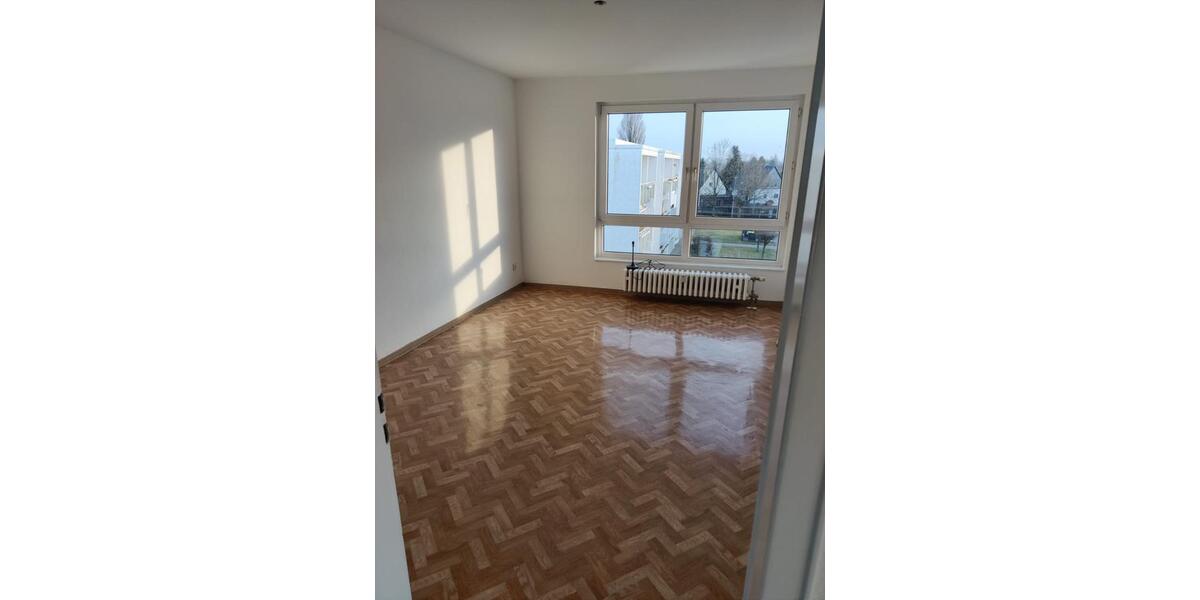 Etagenwohnung Garbsen - 3 Zimmer, 72 m&sup2;, 700&euro; | Angebot:25149319