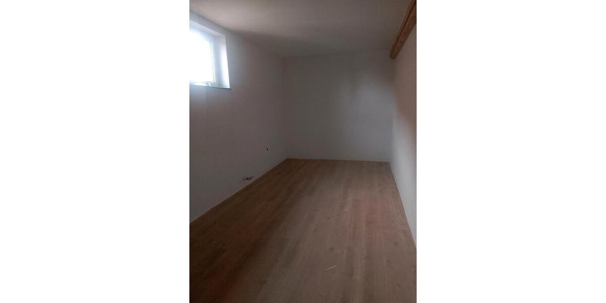 Bauernhaus, Landhaus Klingenmünster - 6 Zimmer, 200 m&sup2;, 1.500&euro; | Angebot:26238176