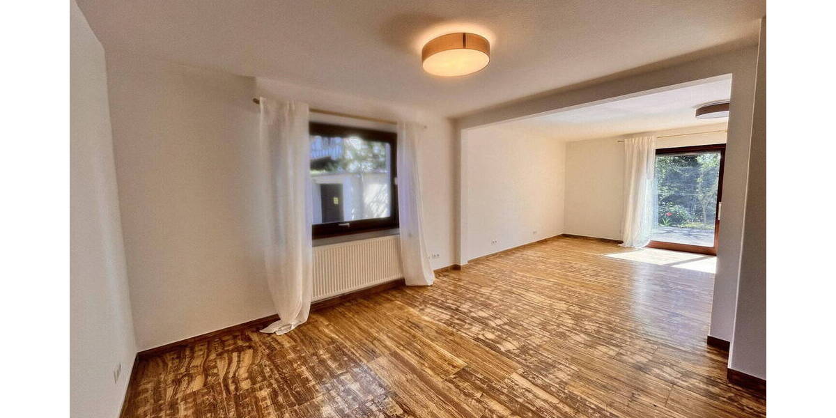 Einfamilienhaus Bammental - 7 Zimmer, 150 m&sup2;, 2.100&euro; | Angebot:26140719
