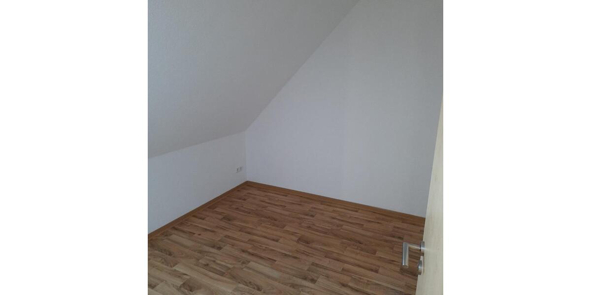 Dachgeschoßwohnung Meiningen - 3 Zimmer, 56 m&sup2;, 365&euro; | Angebot:25871742