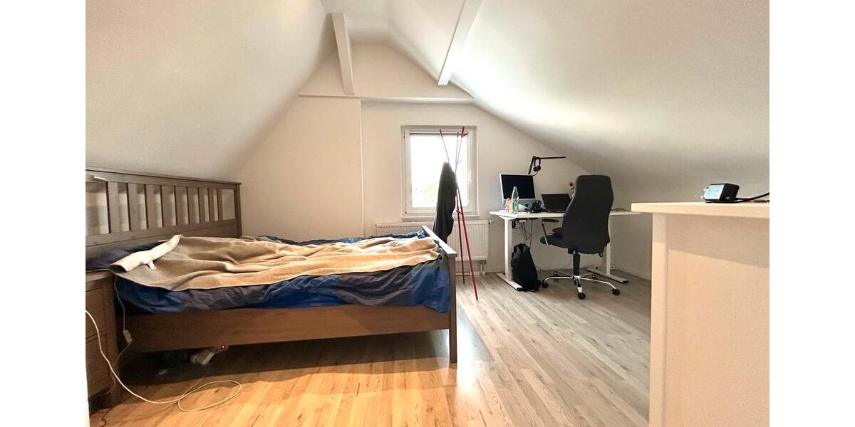 Dachgeschoßwohnung Geestland - 3 Zimmer, 88 m&sup2;, 750&euro; | Angebot:24551411