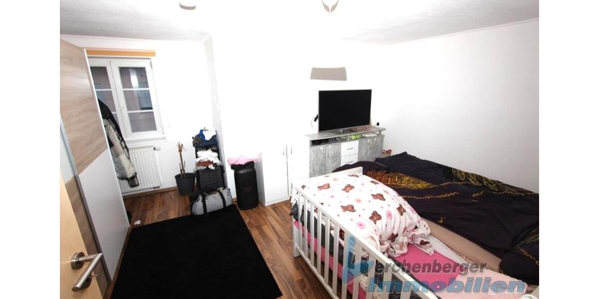 Etagenwohnung Plattling - 2 Zimmer, 76 m&sup2;, 700&euro; | Angebot:25781298