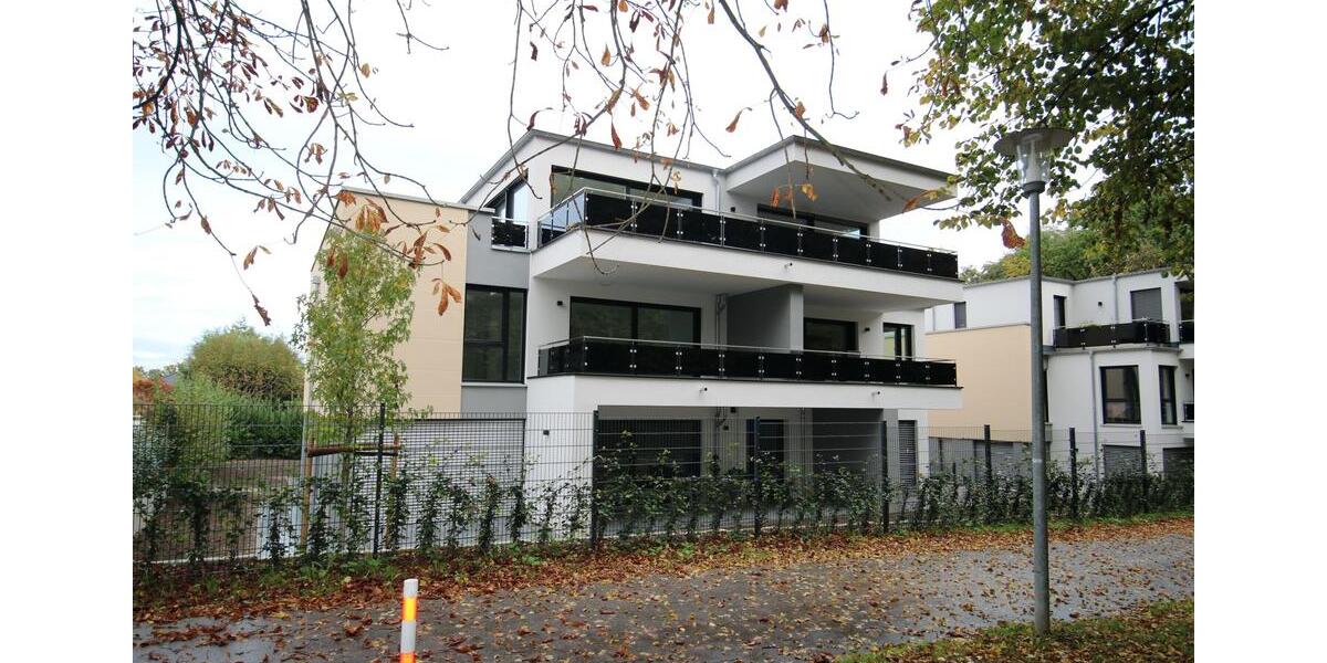 Einfamilienhaus Bad Oeynhausen - 4 Zimmer, 212 m&sup2;, 2.332&euro; | Angebot:25236467