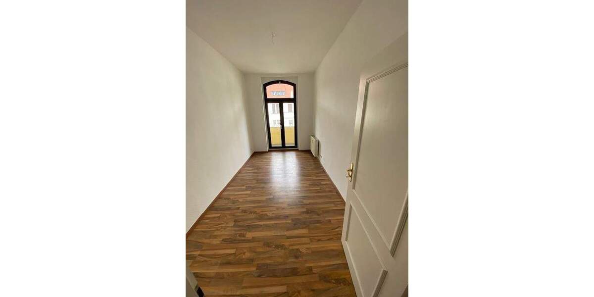 Etagenwohnung Magdeburg Alte Neustadt - 4 Zimmer, 105 m&sup2;, 850&euro; | Angebot:25704008