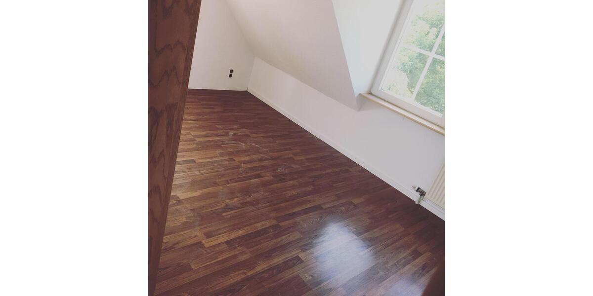 Dachgeschoßwohnung Idstein - 3 Zimmer, 760&euro; | Angebot:23120085