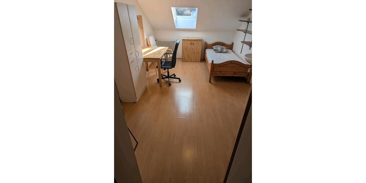 Wohnen auf Zeit Regensburg Galgenberg - 16 Zimmer, 50 m&sup2;, 370&euro; | Angebot:26640783
