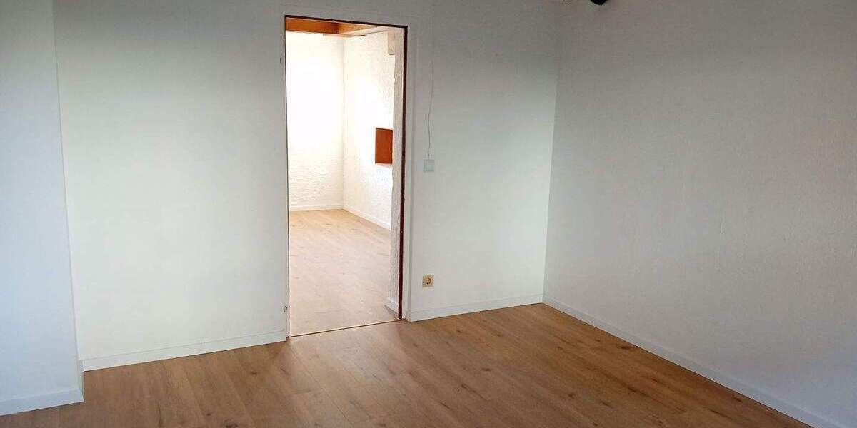 Gewerbeobjekt Schorndorf - 3 Zimmer, 50 m&sup2;, 400&euro; | Angebot:26751396