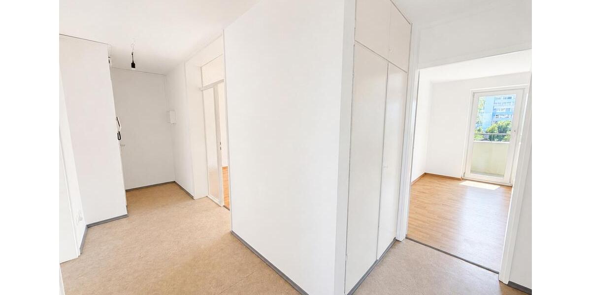 Etagenwohnung Karlsfeld - 3 Zimmer, 77 m&sup2;, 1.450&euro; | Angebot:26547211