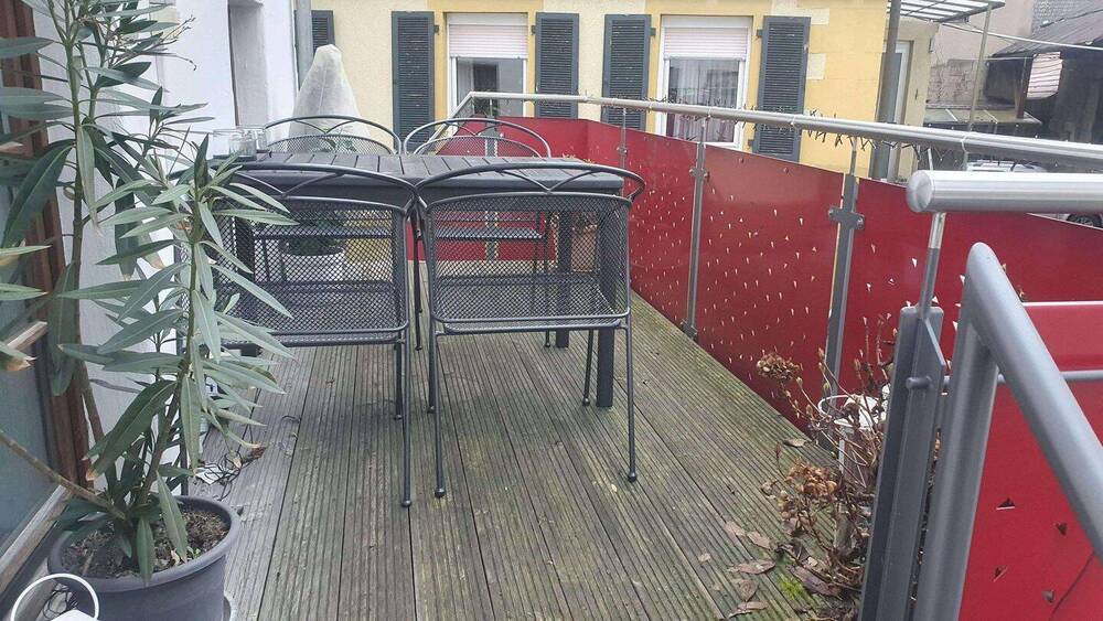 Etagenwohnung Weinsberg-Grantschen Grantschen - 5 Zimmer, 145 m&sup2;, 1.500&euro; | Angebot:26159836