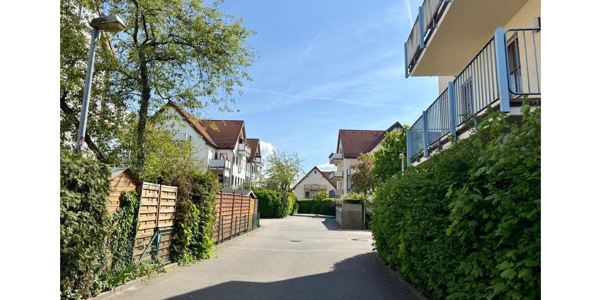 Dachgeschoßwohnung Leegebruch - 3 Zimmer, 94 m&sup2;, 1.100&euro; | Angebot:26647996