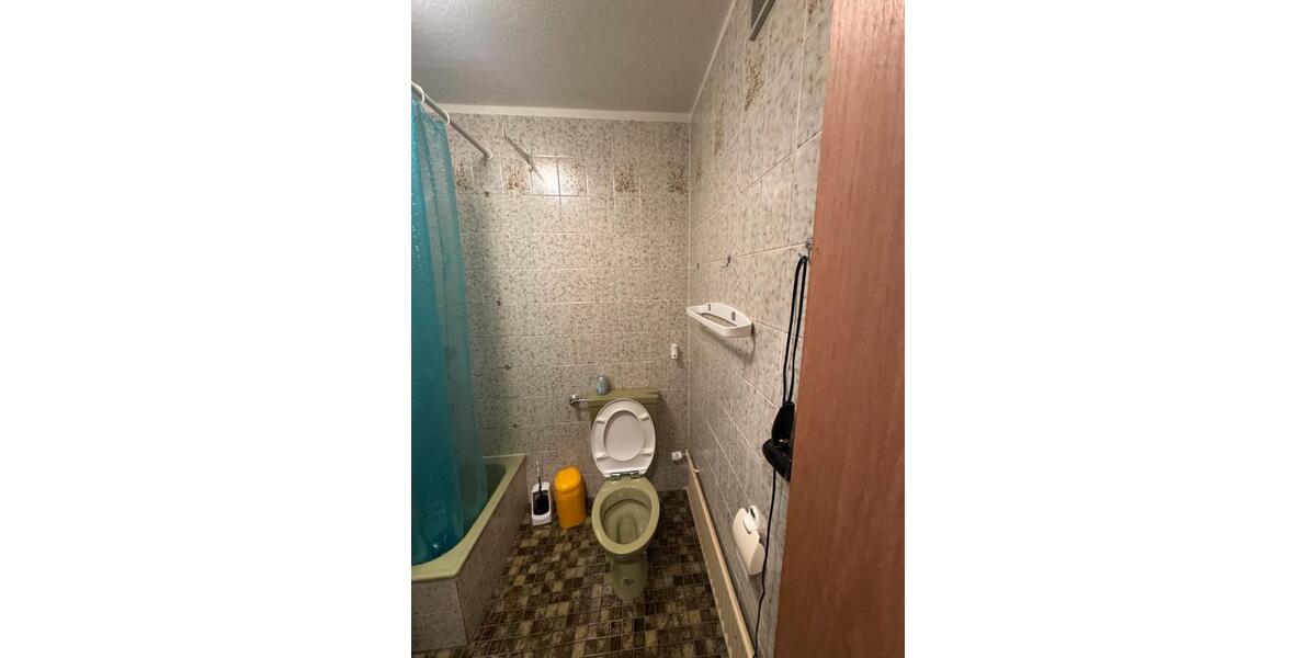 Wohnen auf Zeit Pfullendorf - 9 Zimmer, 20 m&sup2;, 600&euro; | Angebot:26386849