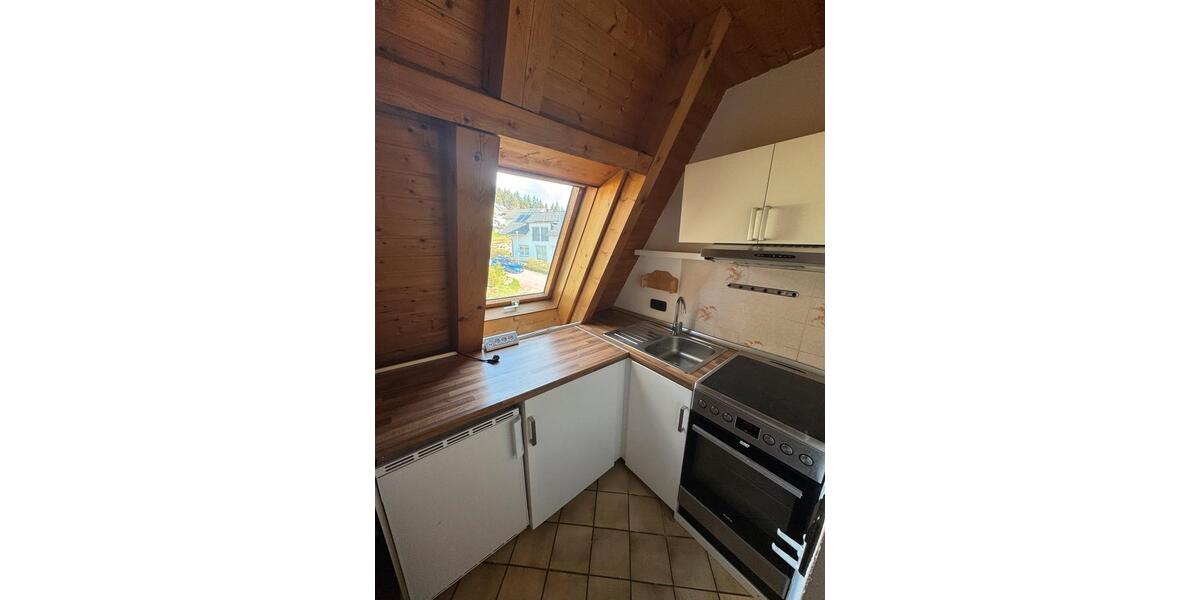 Dachgeschoßwohnung Schönwald im Schwarzwald - 1.5 Zimmer, 23 m&sup2;, 300&euro; | Angebot:26534648