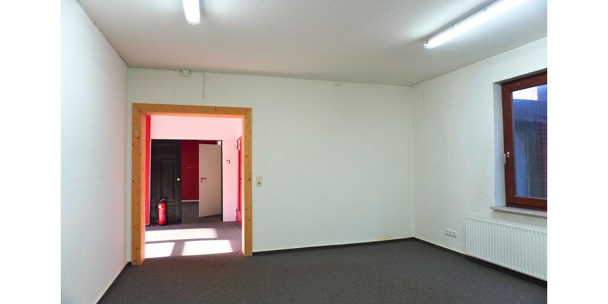 Gewerbeobjekt Plön - 2.106&euro; | Angebot:24100376