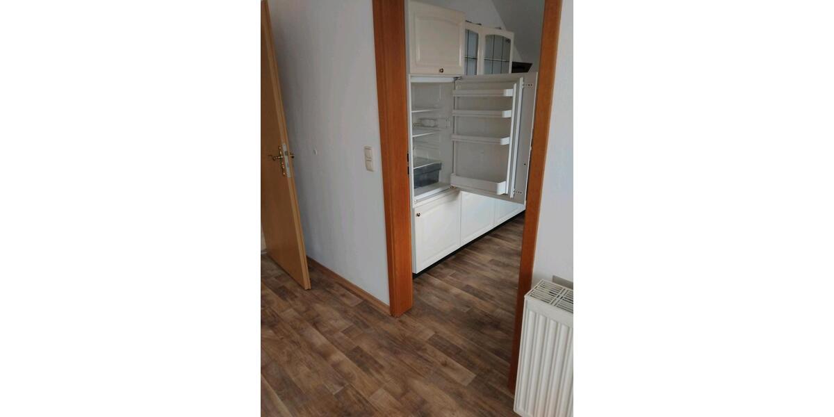 Etagenwohnung Freihung - 4 Zimmer, 90 m&sup2;, 700&euro; | Angebot:26089265
