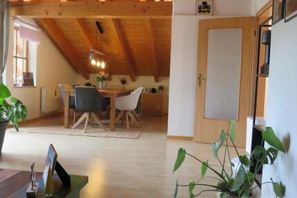 Wohnung Mittenwald - 3 Zimmer, 80 m&sup2;, 990&euro; | Angebot:26638691