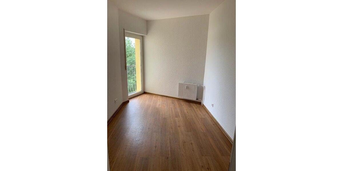 Etagenwohnung Wiesbaden Südost - 4 Zimmer, 99 m&sup2;, 1.155&euro; | Angebot:26612130
