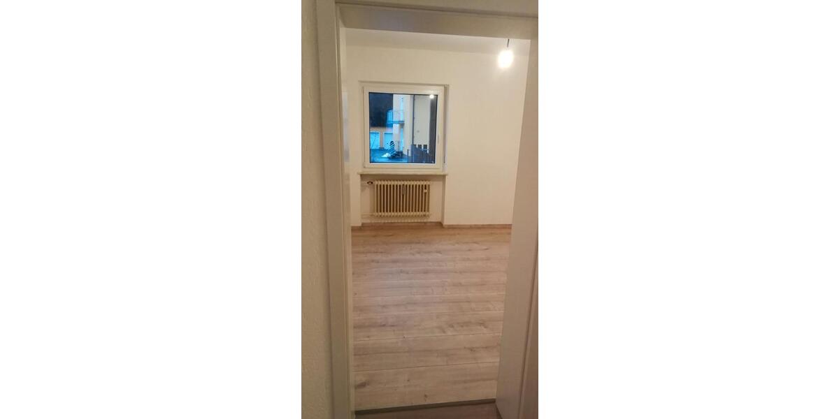 Erdgeschoßwohnung Poppenricht - 3 Zimmer, 94 m&sup2;, 740&euro; | Angebot:26568444