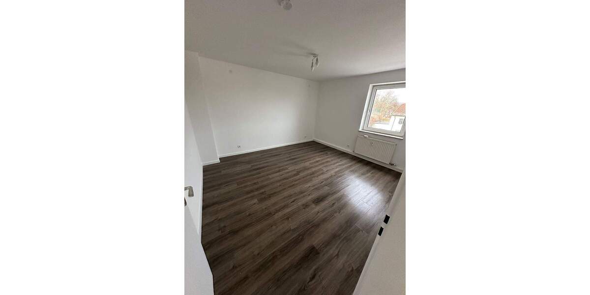 Etagenwohnung Waldsassen - 3 Zimmer, 75 m&sup2;, 525&euro; | Angebot:26273811