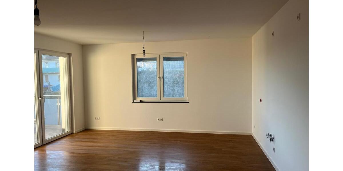 Etagenwohnung Schwalmstadt - 4 Zimmer, 85 m&sup2;, 1.125&euro; | Angebot:24490891