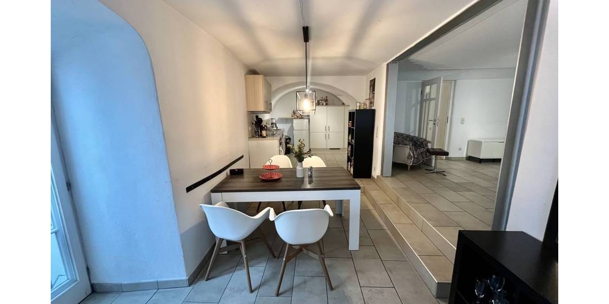 Etagenwohnung Passau Altstadt - 4 Zimmer, 126 m&sup2;, 1.300&euro; | Angebot:26514899