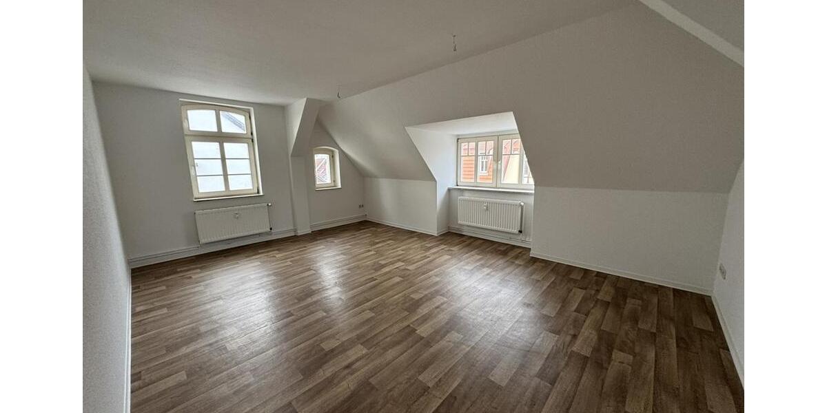 Dachgeschoßwohnung Alsleben (Saale) - 4 Zimmer, 90 m&sup2;, 540&euro; | Angebot:25778857