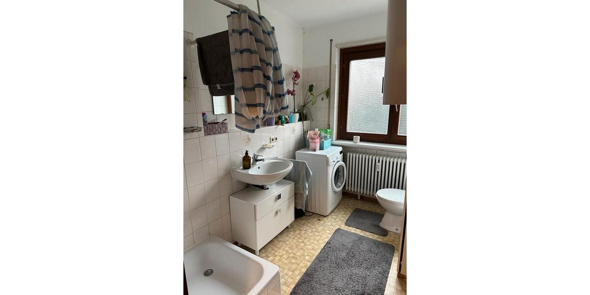 Etagenwohnung Weingarten - 1 Zimmer, 15 m&sup2;, 350&euro; | Angebot:24783913