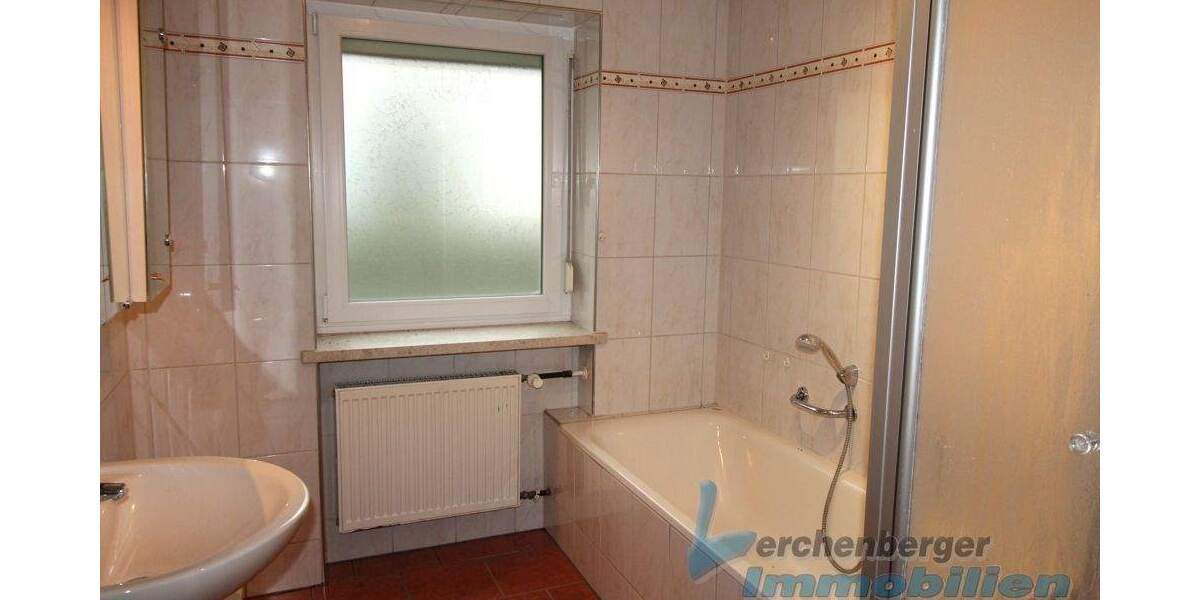 ***Ehemalige Hofstelle mit Garten, Nähe Osterhofen*** 7 zimmer